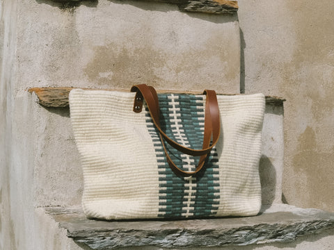 Barrocal Hand-woven Bag /<i>Saco de lã Barrocal</i>