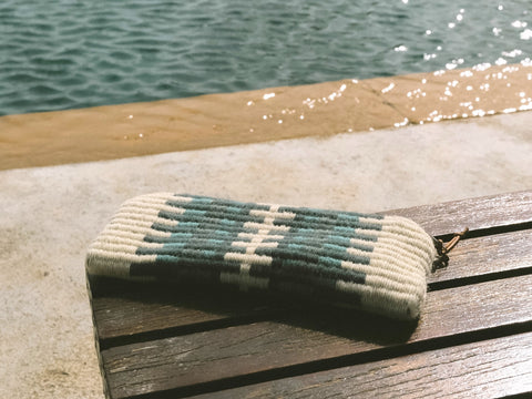 Barrocal Hand-woven Glasses Case /<i>Bolsa de óculos em lã Barrocal</i>