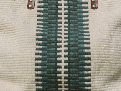 Barrocal Hand-woven Bag /<i>Saco de lã Barrocal</i>